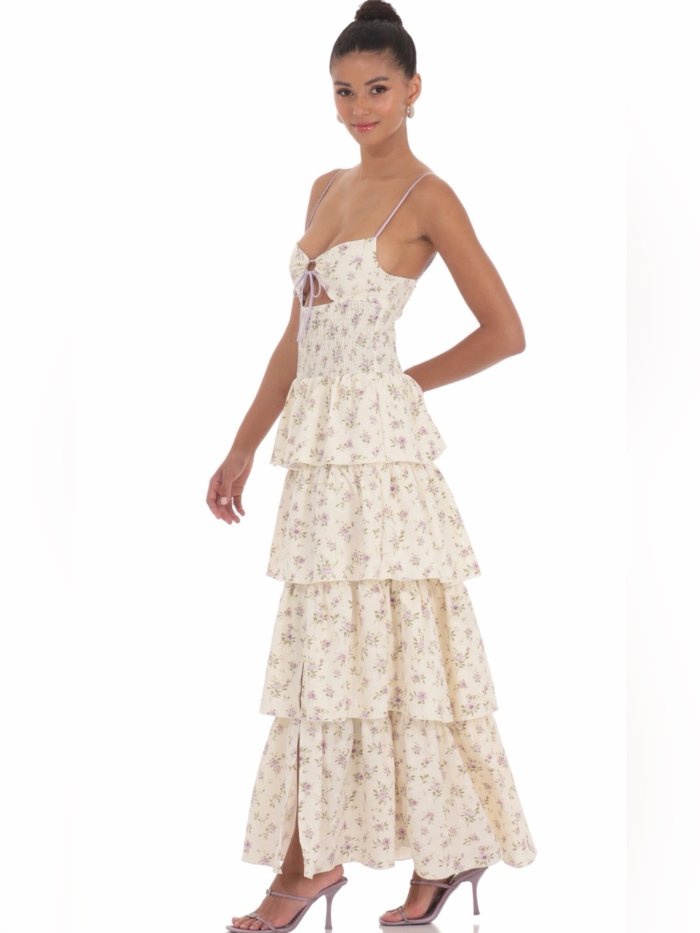 NWT Lucy in The Sky Floral Cutout Tiered Ruffle Maxi Dress In Cream Party Sz S